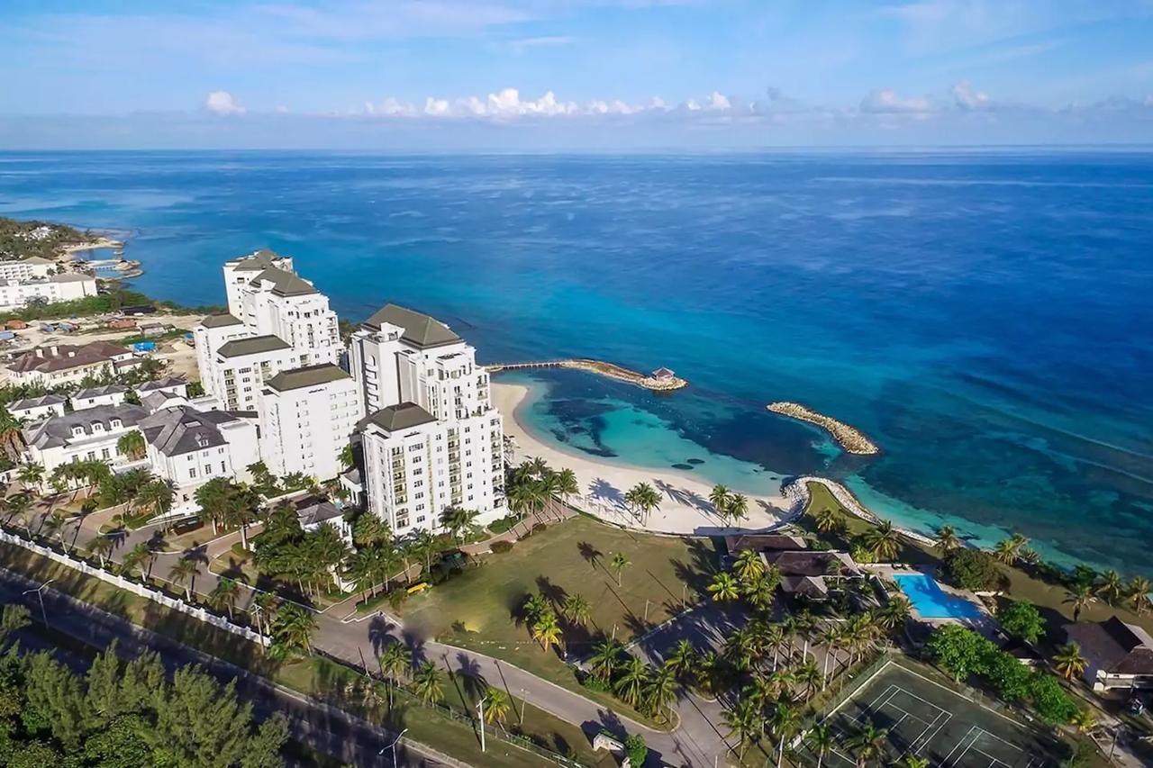 Luxury 2Br Home Facing Beach W/Pool Montego Bay #3 Екстер'єр фото